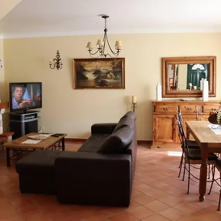 Vivenda Guisado With Private Pool V3+2 Albufeira